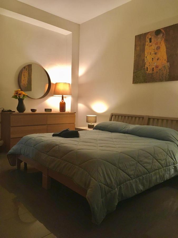 Hotel Blackboard House Bari Exterior foto