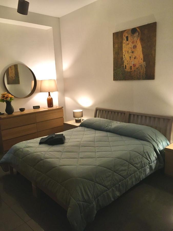 Hotel Blackboard House Bari Exterior foto