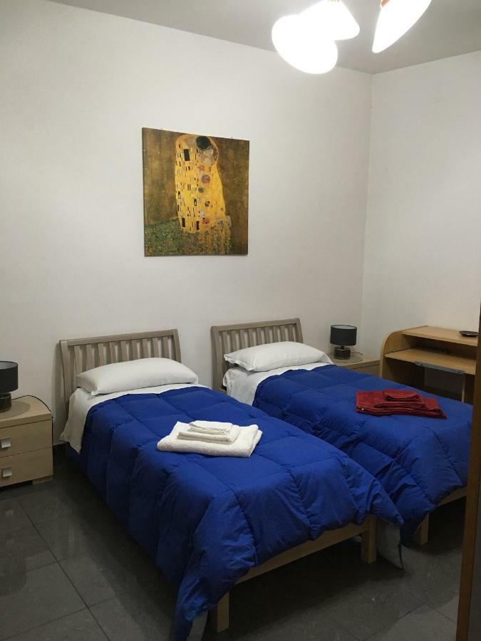 Hotel Blackboard House Bari Exterior foto