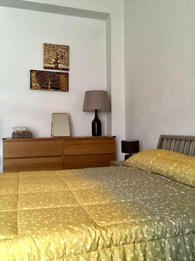 Hotel Blackboard House Bari Exterior foto